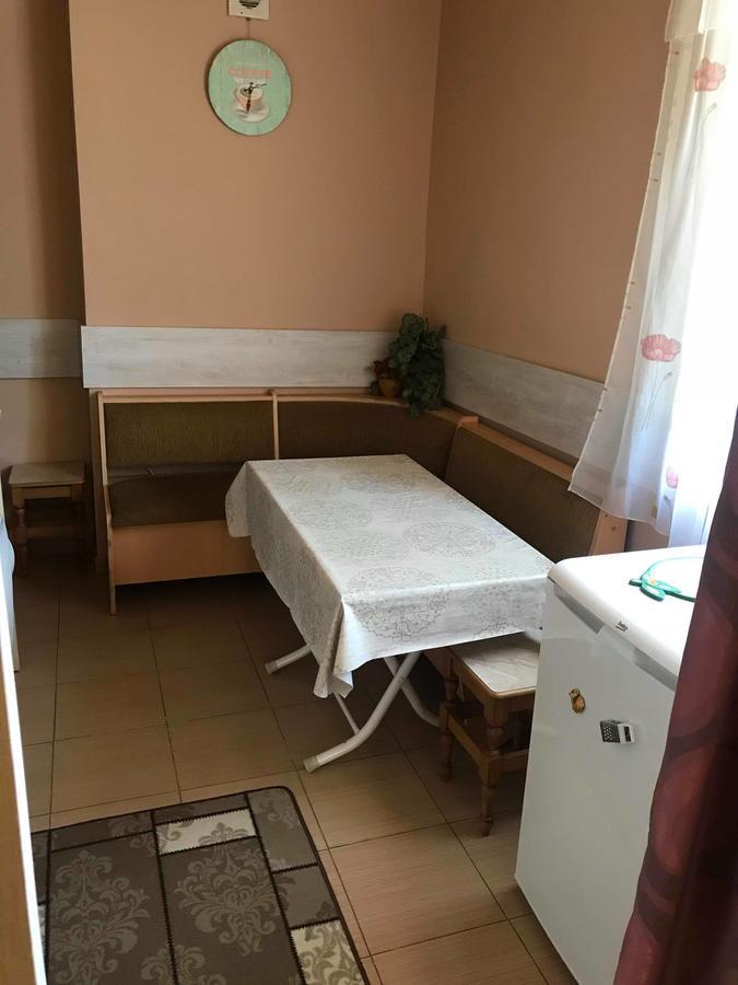Apartment In Tskaltubo - # 1 מראה חיצוני תמונה